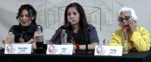 Ponentes Norma Lazo, Eve Gil y Paty Kelly en presentación del libro Las Calladas del Boom sobre autoras latinoamericanas